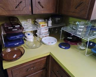 Pyrex & Corning Ware