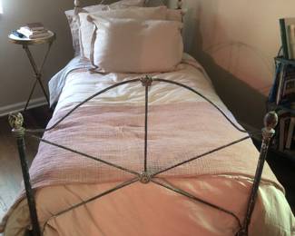 Rustic Shabby Chic twin bed