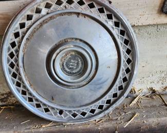 70's Ford/Mercury hubcap