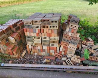 Approximately 1750 bricks for a patio or wall project