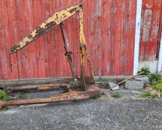 Engine hoist
