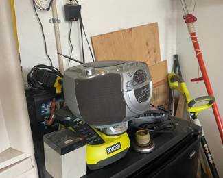 . .. stereo component 