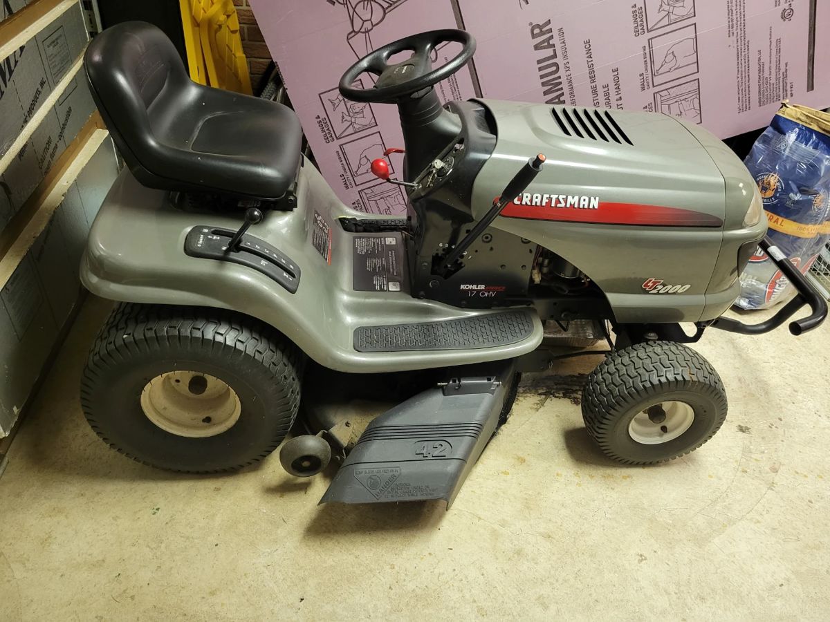Craftsman Riding Lawn Mower