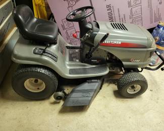 Craftsman Riding Lawn Mower