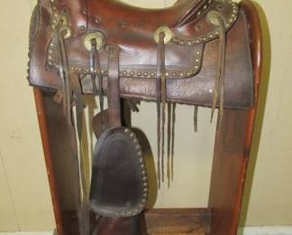 Small Saddle