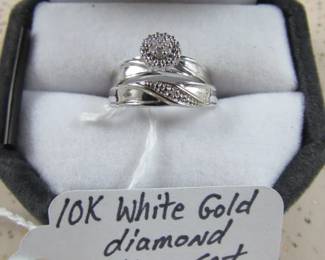 10K White Gold Diamond Wedding Set