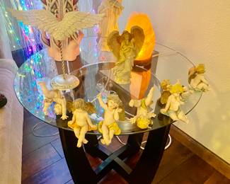 Vintage cherubs set and glass accent table