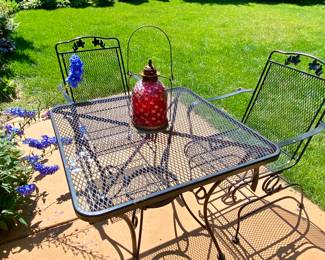 Additional patio table with 2 chairs