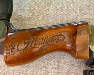 Mathews label