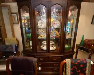 Thomasville lighted display cabinet