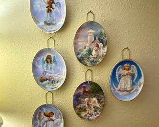 Angel decorative plates
