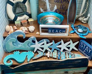 Beach vibe decor