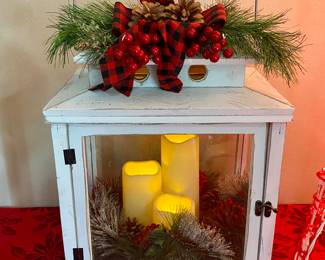 Lantern with 3 LED candles