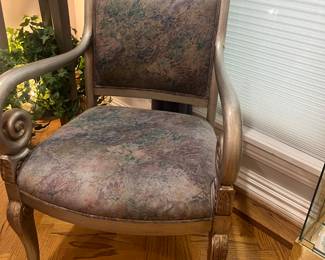 Gorgeous chair (set of 2)