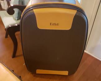 Eiffel Paris luggage