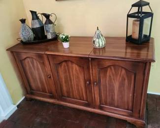 Credenza