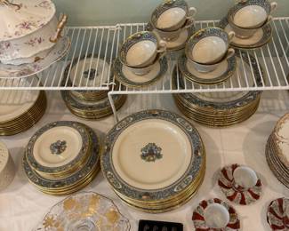 63 pc Lenox Autumn China