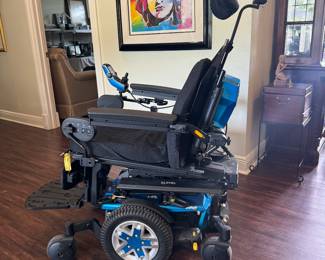 2016 iLevel Q6 w/5 Miles comes with 2 chargers