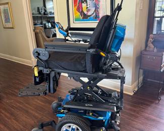 2016 iLevel Q6 w/5 Miles comes with 2 chargers