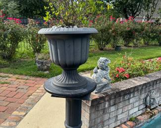 Iron Pedestal 