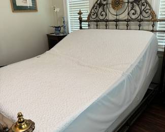 Adjustable Queen Mattress 