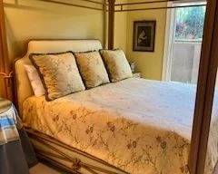 Side view detail of bed 