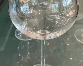 Detail of angled rim