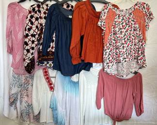 Casual Blouses Size XS M