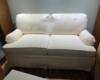 Loveseat - great condition