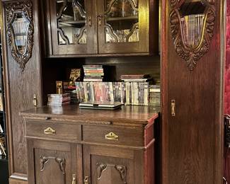 Antique German Hutch/Chest - Bid 31