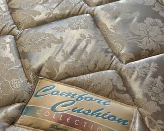 Queen size mattress and box spring