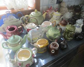 Tea pots