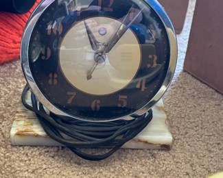 Telechron Attaché Shelf Clock - 4F59