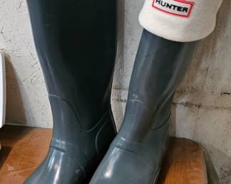 HUNTER BOOTS
