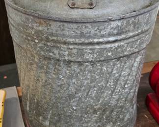 VINTAGE GALVANIZED GAS CAN