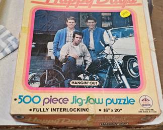 VINTAGE HAPPY DAYS PUZZLE