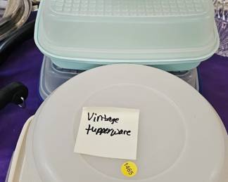 LOT OF VINTAGE TUPPERWARE