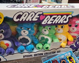 BOX OF CARE BEARS