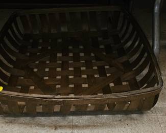 TOBACCO BASKET