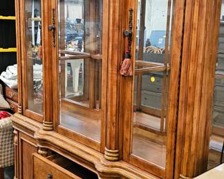 CHINA CABINET