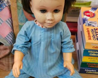 VINTAGE CHATTY CATHY DOLL
