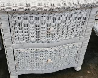 WICKER NIGHTSTAND / END TABLE