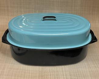 Vintage Roast Pan - RARE two colors the blue is almost a Tiffany Blue/green color 