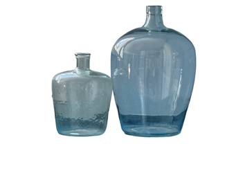 $170 USD     Set of 2 Large Blue Tone Glass Demijohn Jars JB240-30     Gyotaku is a traditional form of Japanese art that began over 100 years ago as a way for fishermen to keep a record of the fish they caught.
Dimensions: 21"H  &  13"
Condition: Used in very good condition commensurate with age and use. 
Local pick up Lake Oswego, OR 97035.  Shipping suggestions available upon request.        https://goodbyhello.com/products/gyotaku-fish-print-on-canvas-240-29-copy?_pos=21&_sid=9845e4c55&_ss=r