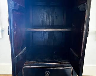 $2550 USD     Pair of Black Lacquer Chinese Wedding Armoire Cabinets JB240-17     Adorned with intricate hardware, these cabinets will add a touch of luxury to any space. Perfect for storing your most treasured possessions and adding a touch of culture to your home.
Dimensions: 16 x 16 x 34"H 
Condition: Used in very good condition commensurate with age and use. 
Local pick up Lake Oswego, OR 97035.  Shipping suggestions available upon request.       https://goodbyhello.com/products/white-nightstand-240-16-copy?_pos=17&_sid=9845e4c55&_ss=r