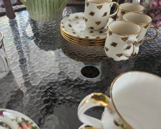 Royal Albert Old Country Roses - dessert set