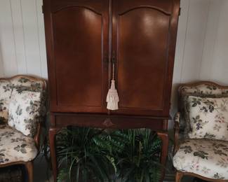 entertainment armoire