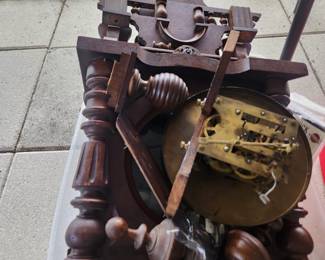 Vintage clock - perfect project for a clock lover