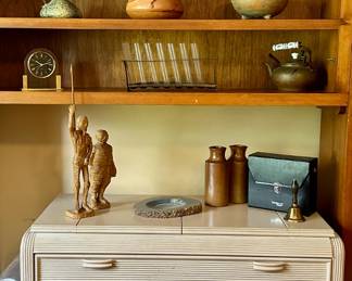 Don Quixote and Sancho Panza are sold.