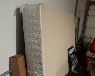 Garage sell3bedframe Free